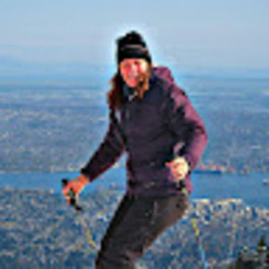 Meet your Posher, Holly olivia